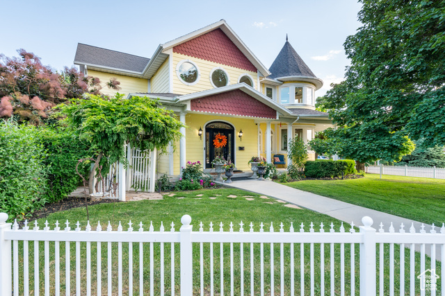 2700 , Salt Lake City, UT 84109