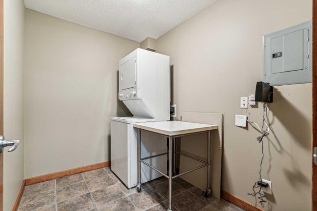 302 - 170 Crossbow Place, Home with 2 bedrooms, 2 bathrooms and 2 parking in Canmore AB | Image 29