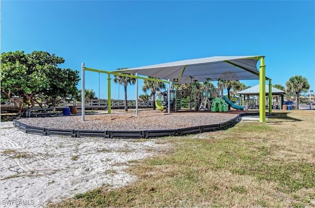 10446 Rockford Ave, Home with 0 bedrooms, 0 bathrooms and null parking in ENGLEWOOD FL | Image 10