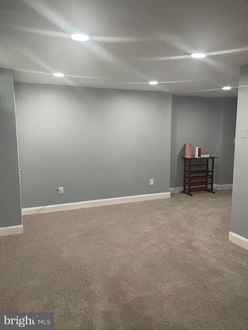 12009 Gordon Ave, BELTSVILLE, MD, 20705-1131 | Card Image