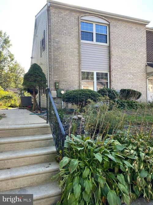 1368 Arundel Way, BENSALEM, PA, 19020-3810 | Card Image