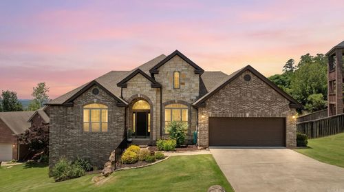 124 Crestview Drive, Maumelle, AR, 72113 | Card Image