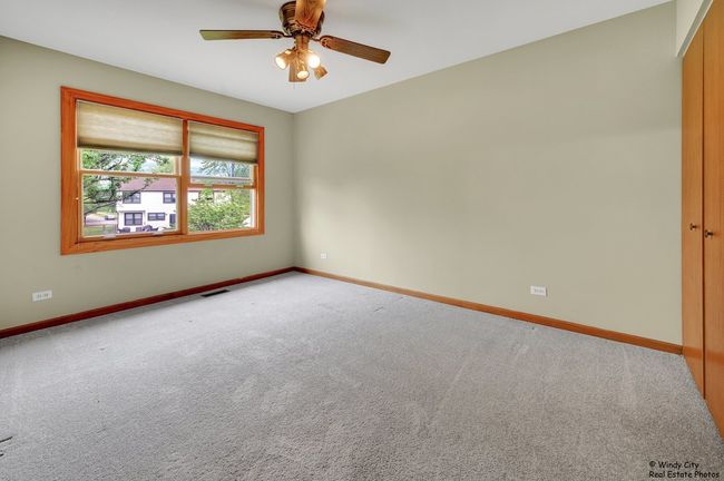 646 Schooner Ln, House other with 4 bedrooms, 3 bathrooms and 2 parking in Elk Grove Village IL | Image 16