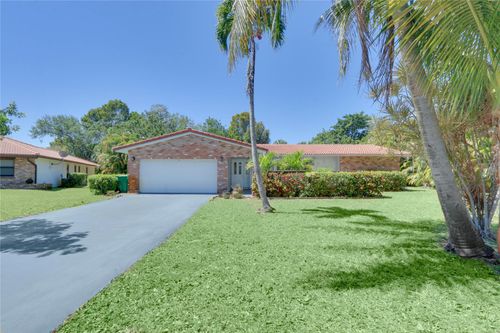 286 Nw 83rd Ln, Coral Springs, FL, 33071-7439 | Card Image