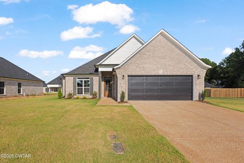 18 River Rock Cv, Jackson, TN, 38305-3691 | Card Image