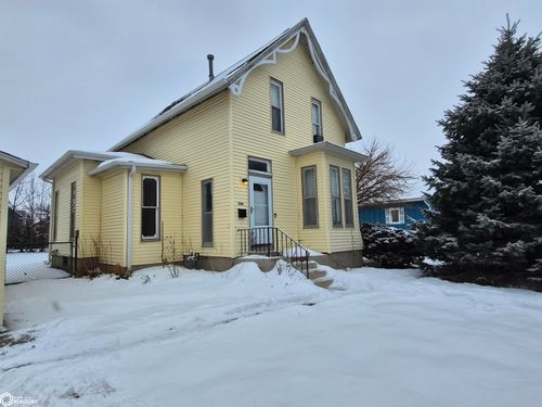 524 Main St, Grinnell, IA, 50112-2416 | Card Image