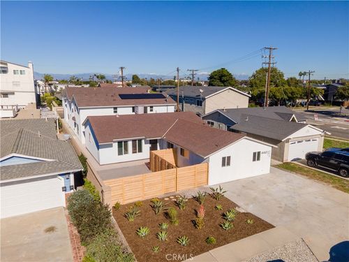 4461 Farquhar Ave, Los Alamitos, CA, 90720-3719 | Card Image