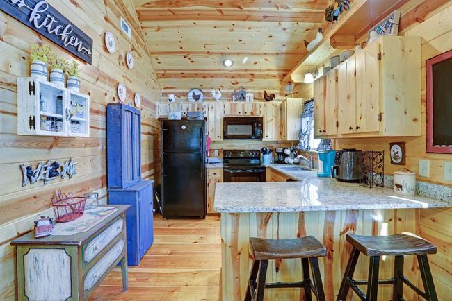 20 Lauras Cove Ln, House other with 2 bedrooms, 2 bathrooms and 1 parking in Murphy NC | Image 11