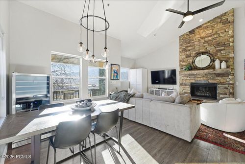 333 Keetly Station Cir, Kamas, UT, 84036-9319 | Card Image