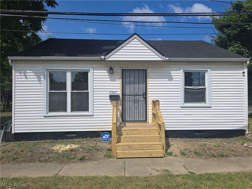 4308 E 143rd Street, Cleveland, OH, 44128 | Card Image