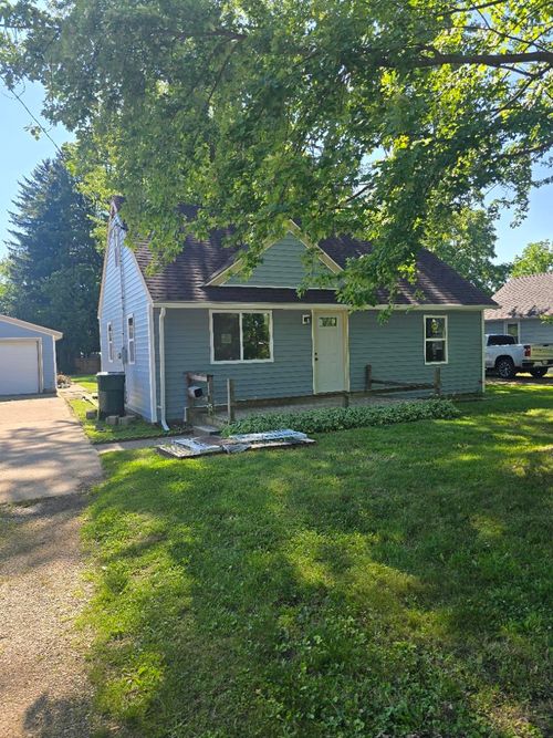 6001 Joshua St, Lansing, MI, 48911-5142 | Card Image
