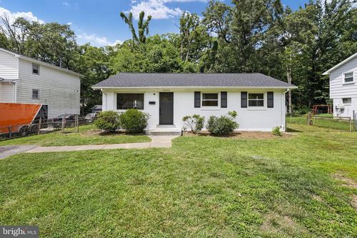 14332 Belleville Ave, WOODBRIDGE, VA, 22193-1403 | Card Image