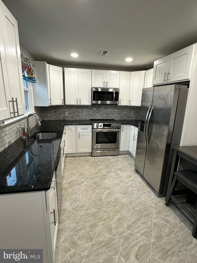 901 Fairview Ave, House other with 4 bedrooms, 3 bathrooms and null parking in BRISTOL PA | Image 5