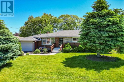4103 Barry Drive, Lincoln (Beamsville), ON, L3J0L3 | Card Image