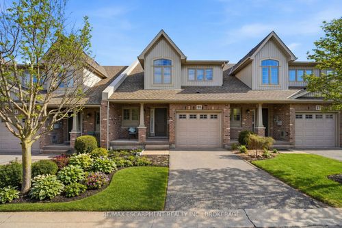 26-7 Gibson Place, St Catharines, ON, L2R0A3 | Card Image