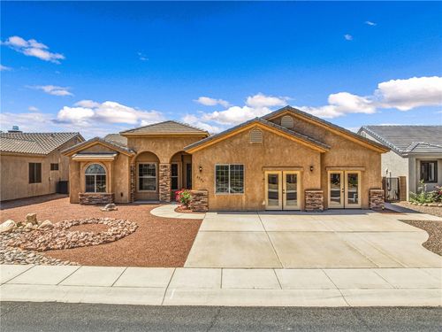 2586 Montano Ridge Dr, Bullhead City, AZ, 86442-8718 | Card Image