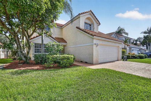2638 Oak Park Cir, Davie, FL, 33328-6722 | Card Image