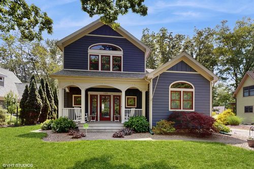 120 S Kenzie St, New Buffalo, MI, 49117-1592 | Card Image
