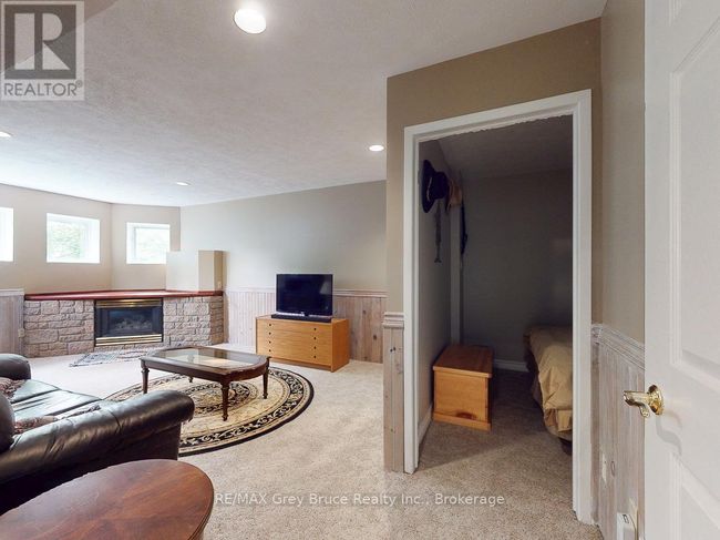 240060 Wilcox Side Rd, House other with 4 bedrooms, 2 bathrooms and 10 parking in Shallow Lake ON | Image 30