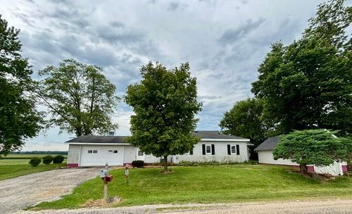 8295 Hurd Rd, Erie, IL, 61250-9324 | Card Image