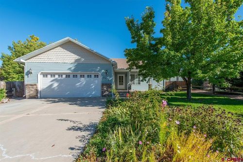 2710 Cirque Way, Montrose, CO, 81401-5315 | Card Image