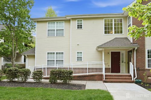 27 Forest Dr, Piscataway, NJ, 08854-2278 | Card Image