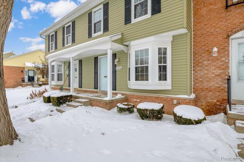 37346 Charter Oaks Blvd, Clinton Twp, MI, 48036-2420 | Card Image