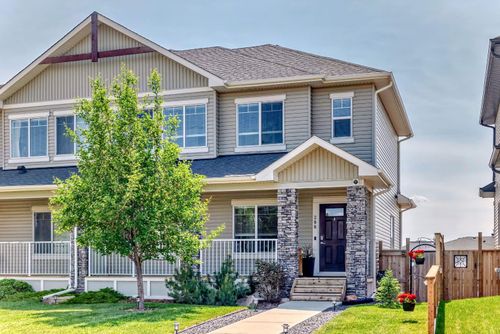 288 Rainbow Falls Green, Chestermere, AB, T1X0S4 | Card Image