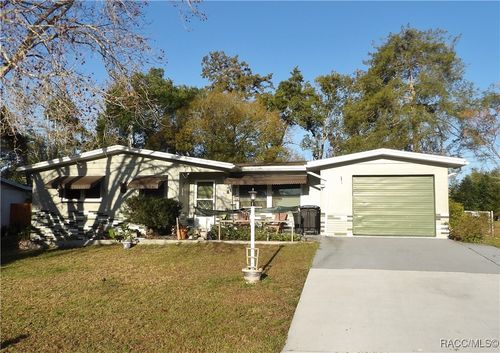 66 S Davis St, Beverly Hills, FL, 34465-3617 | Card Image