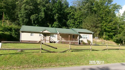 5649 Loop Seven Hwy, Davy, WV, 24828-7005 | Card Image