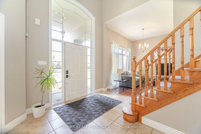 24 Brookhaven Cres, House other with 8 bedrooms, 4 bathrooms and 10 parking in East Garafraxa ON | Image 6