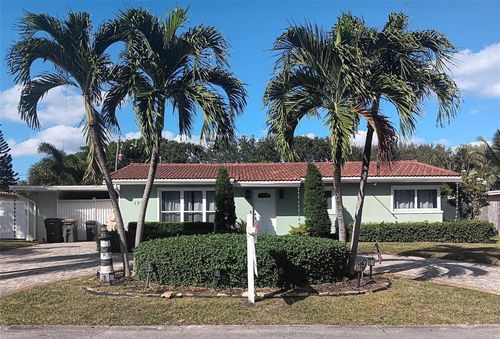 1991 Ne 34th St, Lighthouse Point, FL, 33064-7570 | Card Image