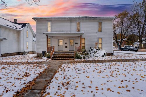 215 N York St, Albion, IN, 46701-1040 | Card Image