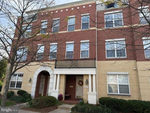 43669 Mcdowell Sq, LEESBURG, VA, 20176-6530 | Card Image