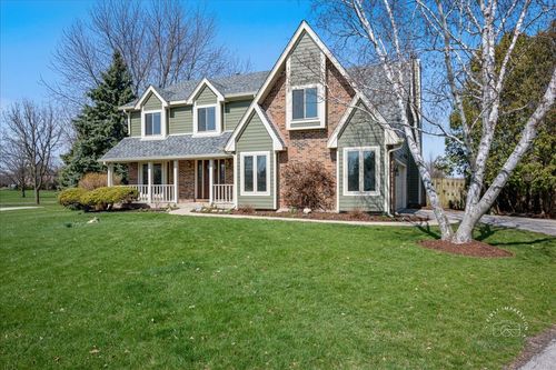 2S904 Heritage Glen Ct, Batavia, IL, 60510-5100 | Card Image