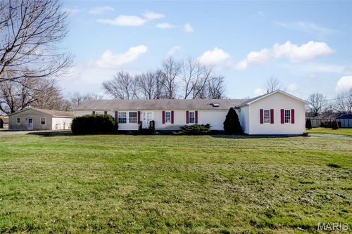 1014 E Water St, Litchfield, IL, 62056-2408 | Card Image