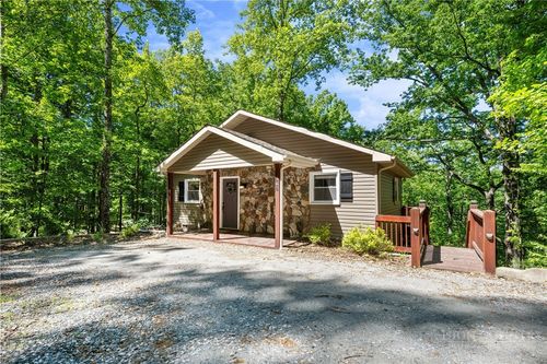 467 Horse Shoe Ridge Rd E, Deep Gap, NC, 28618-9348 | Card Image