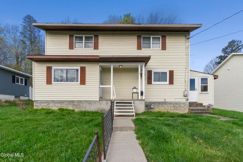29 Harris Ave, Mechanicville, NY, 12118-2507 | Card Image