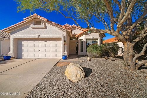 7589 E Via Los Arbustos, Tucson, AZ, 85750 | Card Image