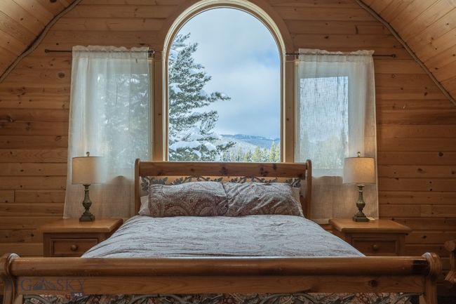 286 Mule Deer Rd, House other with 3 bedrooms, 4 bathrooms and null parking in West Yellowstone MT | Image 32