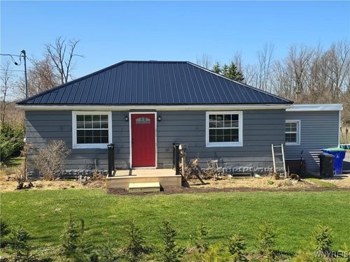 4370 Salt Works Rd, Medina, NY, 14103-9517 | Card Image