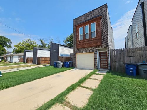 2226 Dyson St, Dallas, TX, 75215-5134 | Card Image