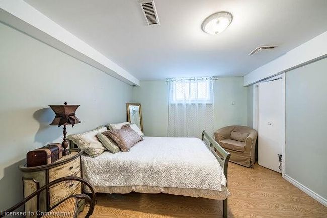 136 Patterson St, House other with 5 bedrooms, 2 bathrooms and 6 parking in Beeton ON | Image 39