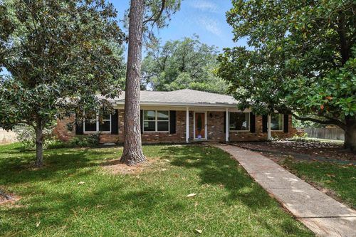 503 Summit Ridge Dr, Euless, TX, 76039-2233 | Card Image