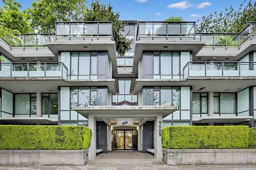 632-9009 Cornerstone Mews, Burnaby, BC, V5A0B9 | Card Image
