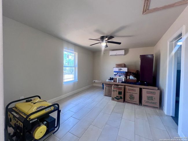 8990 Fm 2146, House other with 4 bedrooms, 2 bathrooms and null parking in Jourdanton TX | Image 28