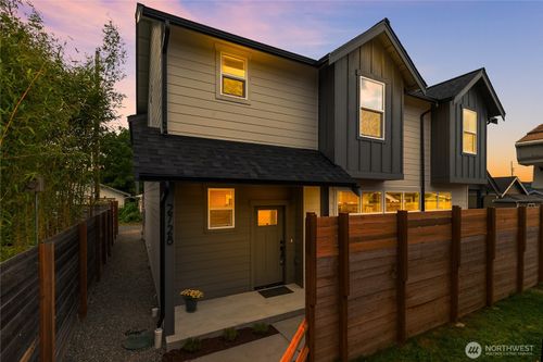 2728 Humboldt St, Bellingham, WA, 98225-2610 | Card Image
