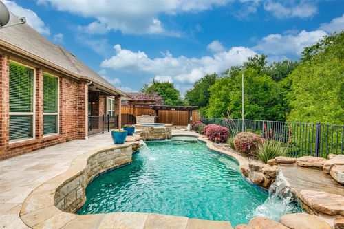 5036 Kestrel Dr, Mesquite, TX, 75181-4953 | Card Image