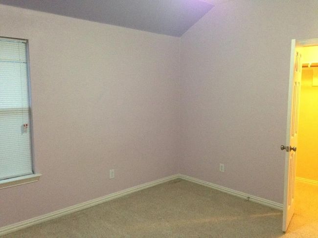 Unfurnished room with carpet and baseboards | Image 12