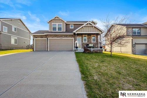 11918 S 210th St, Gretna, NE, 68028-3877 | Card Image